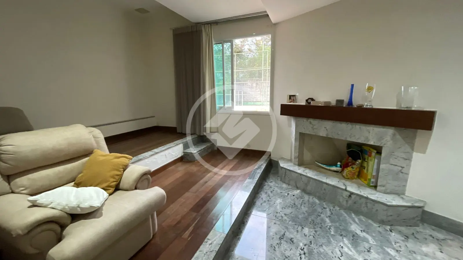 Casa em Condomínio à Venda — foto 3