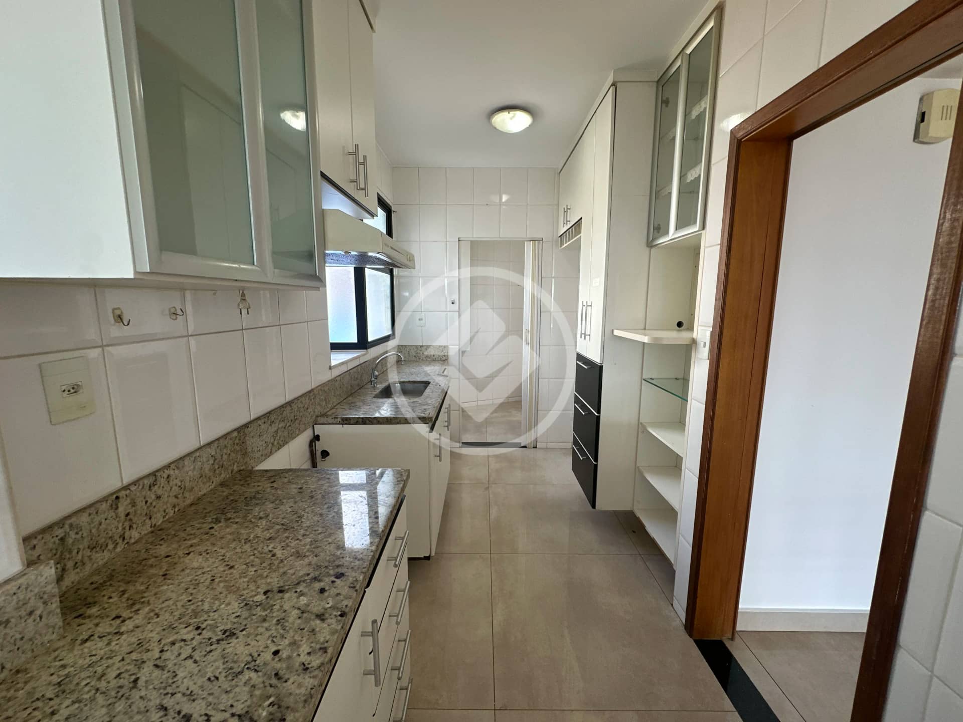 Apartamento com 2 quartos e 103 m² à venda no Vale do Sereno, Nova Lima — foto 4