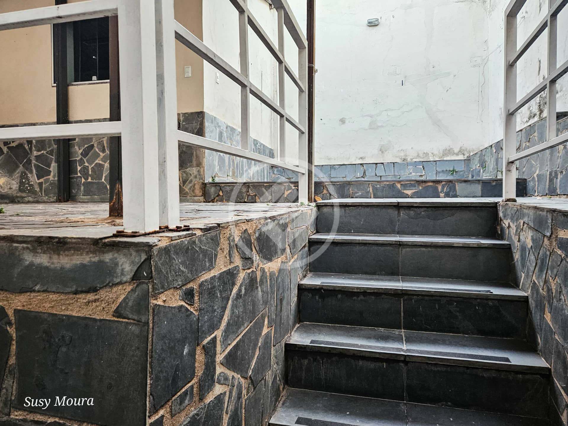 Casa com 4 quartos (2 suítes) e 270 m² à venda na Floresta, Belo Horizonte — foto 4