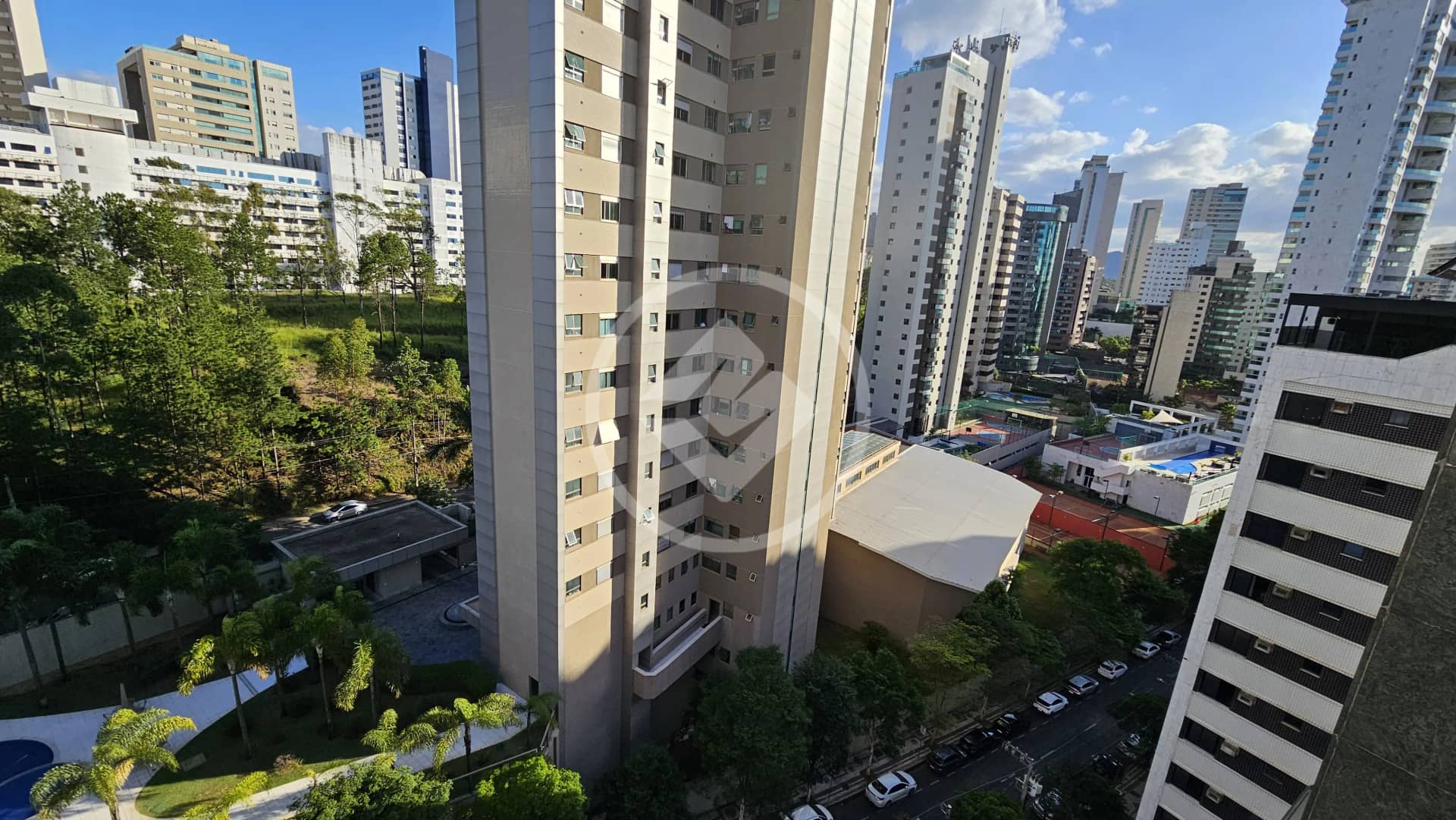 Apartamento com 3 quartos e 130 m² à venda no Belvedere, Belo Horizonte — foto 4
