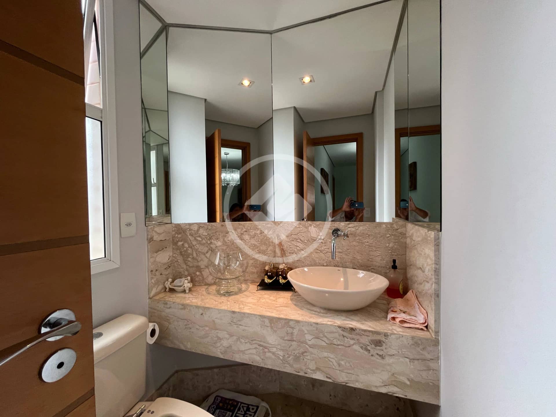 Apartamento com 4 quartos (2 suítes) e 144 m² à venda no Belvedere, Belo Horizonte — foto 4