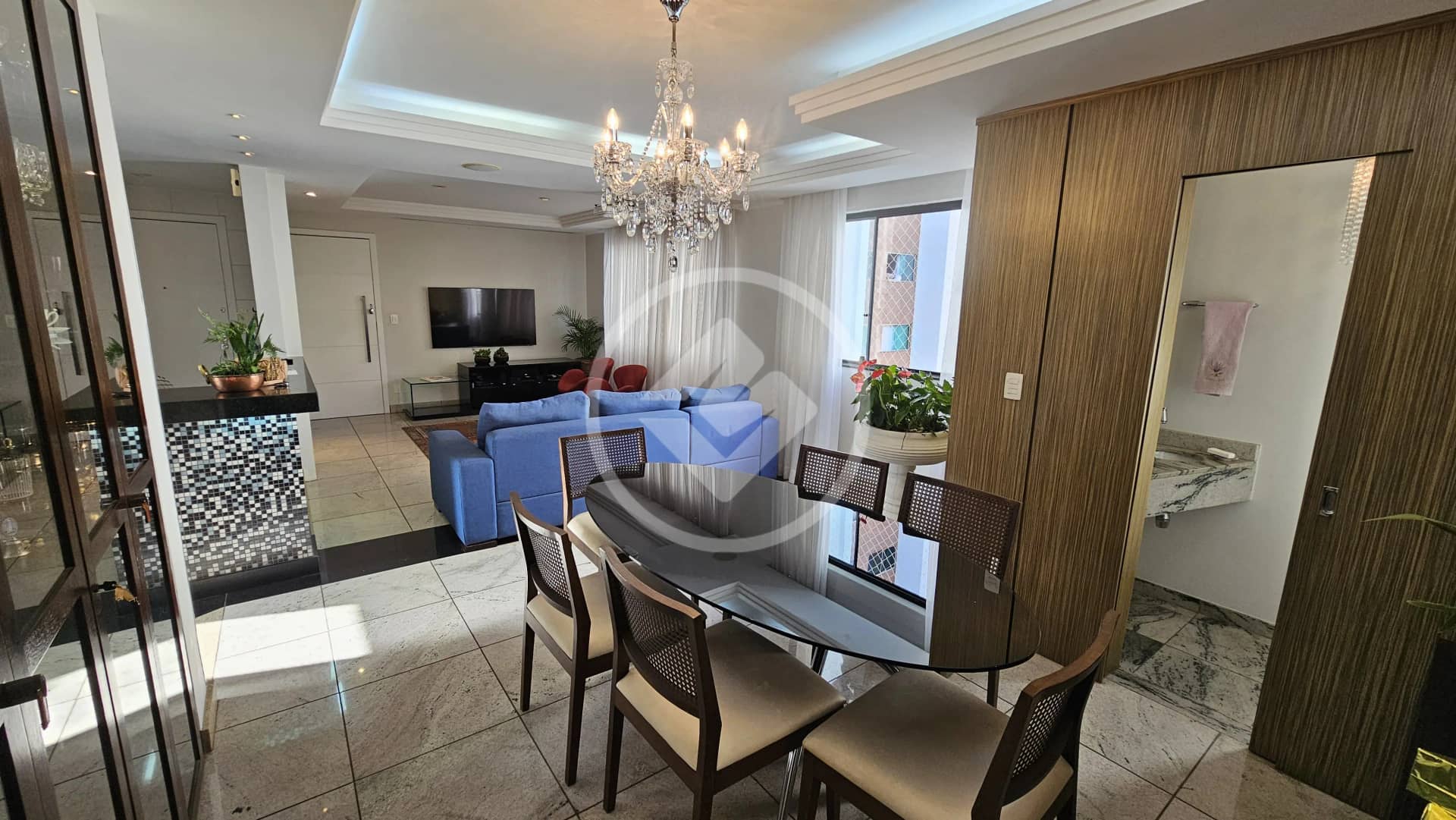 Apartamento com 3 quartos e 130 m² à venda no Belvedere, Belo Horizonte — foto 2