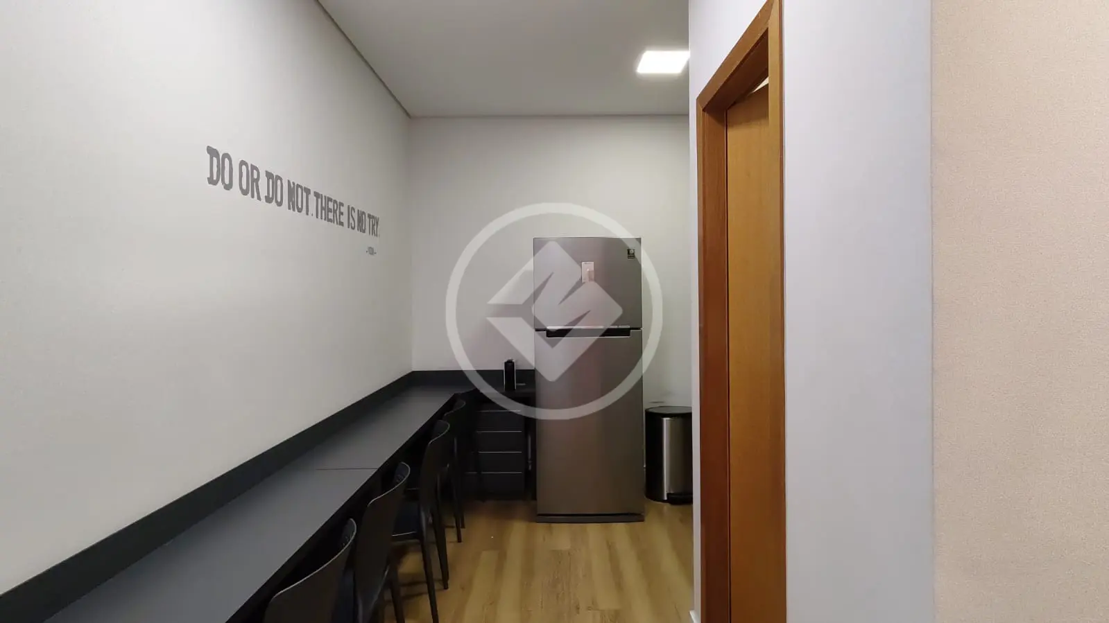 Sala comercial com 75,76m² com 2 vagas,  à venda no Estoril — foto 4