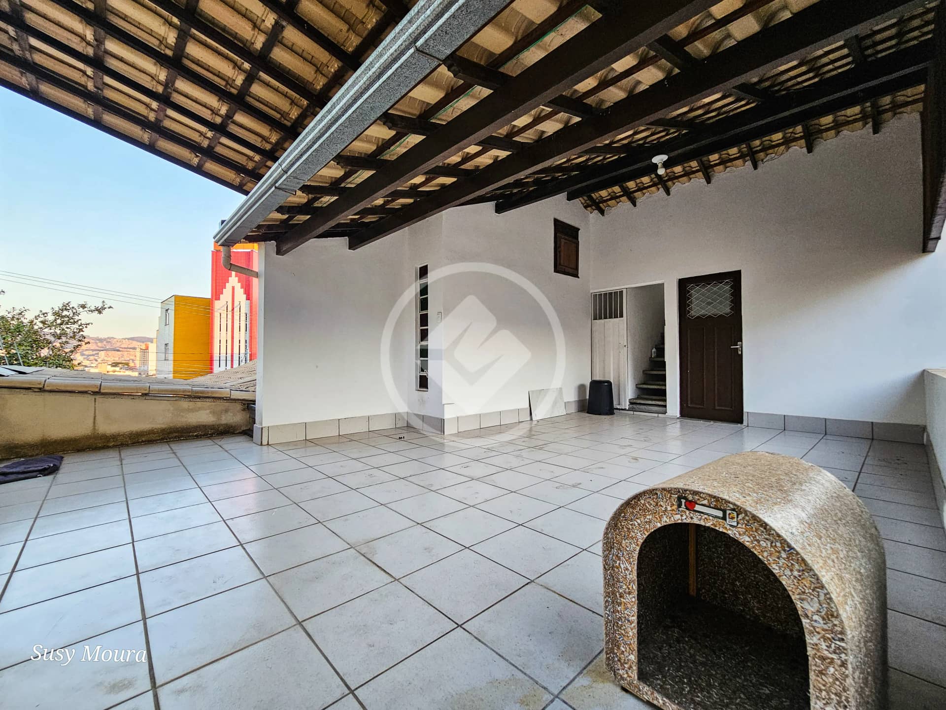 Casa com 4 quartos (2 suítes) e 270 m² à venda na Floresta, Belo Horizonte — foto 2