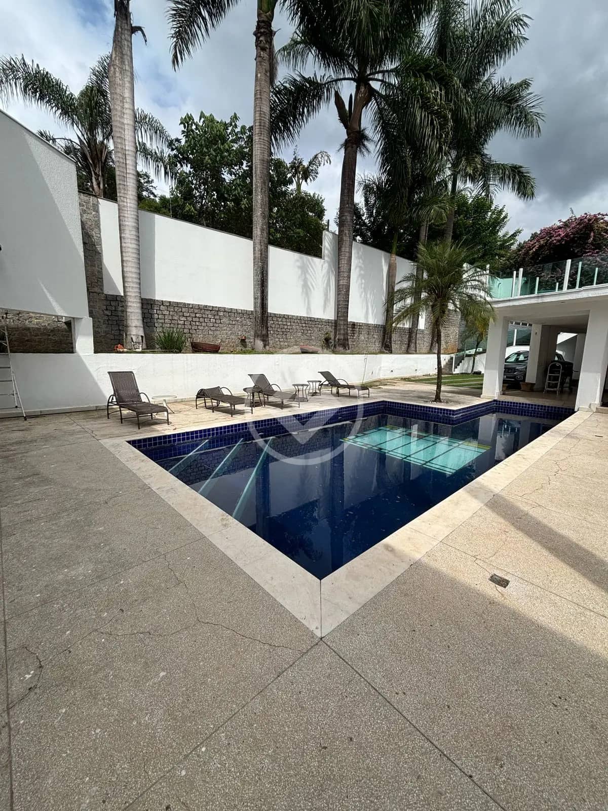 Casa em condomínio com 5 quartos (4 suítes) e 850 m² à venda no Residencial Sul, Nova Lima — foto 2