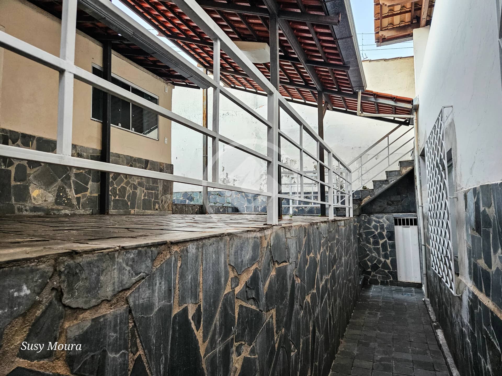 Casa com 4 quartos (2 suítes) e 270 m² à venda na Floresta, Belo Horizonte — foto 5