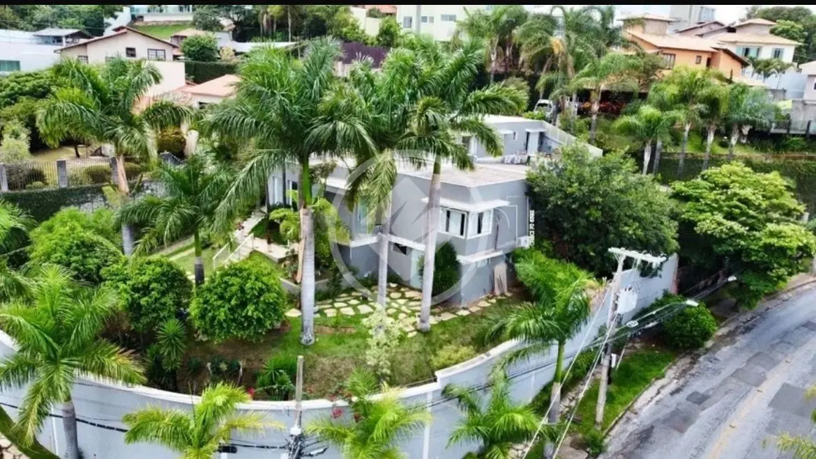 Casa comercial com 6 quartos e 550 m² à venda no Estoril, Belo Horizonte — Estoril, Belo Horizonte