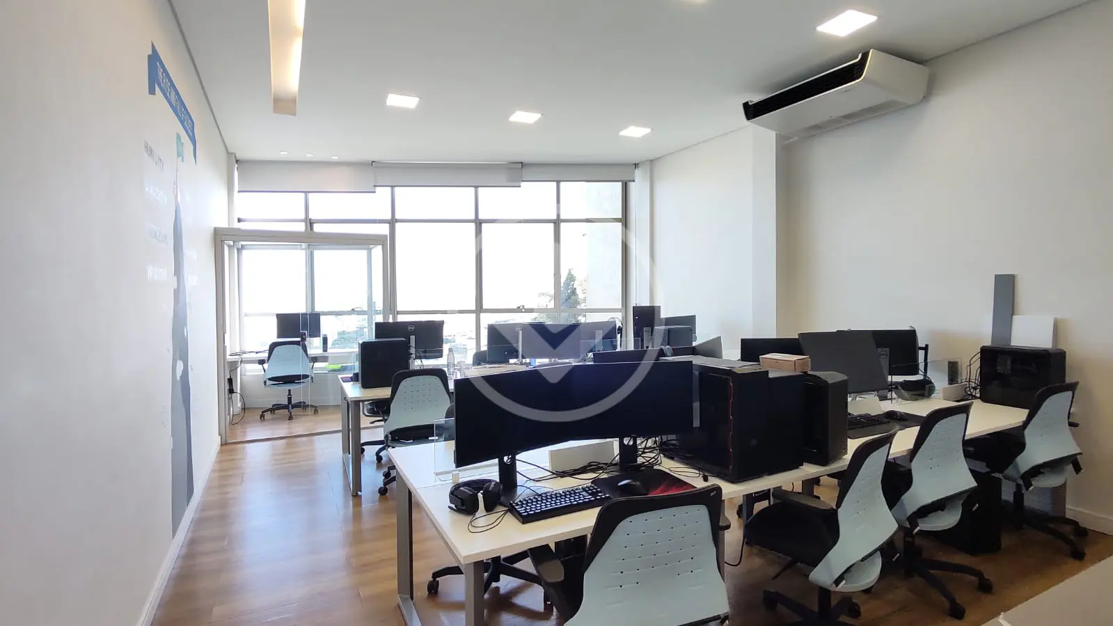 Sala comercial com 75,76m² com 2 vagas,  à venda no Estoril — Estoril, Belo Horizonte