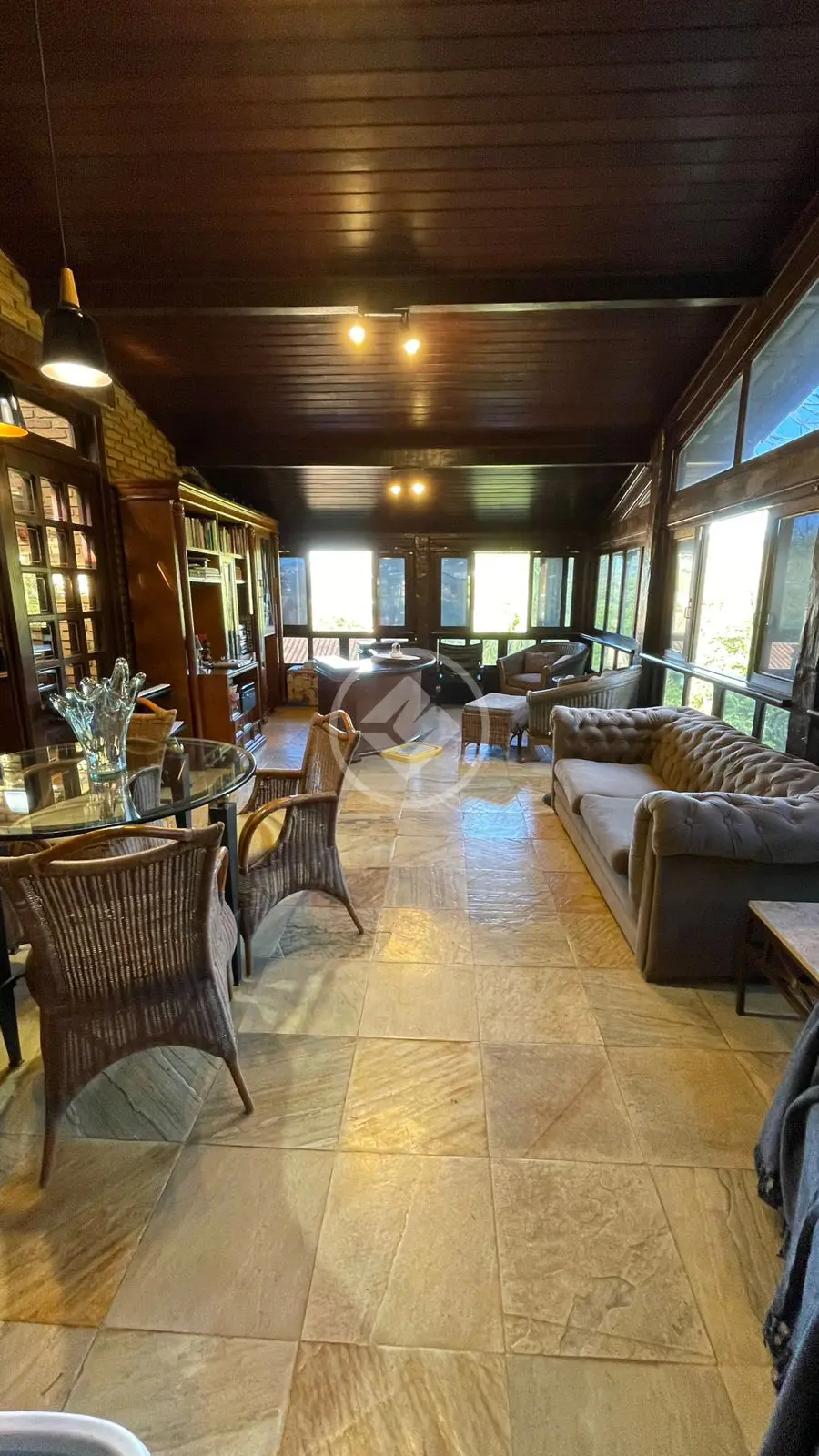 Casa em condomínio com 4 suítes e 1.000 m² à venda no Ville de Montagne, Nova Lima — Ville de Montagne, Nova Lima
