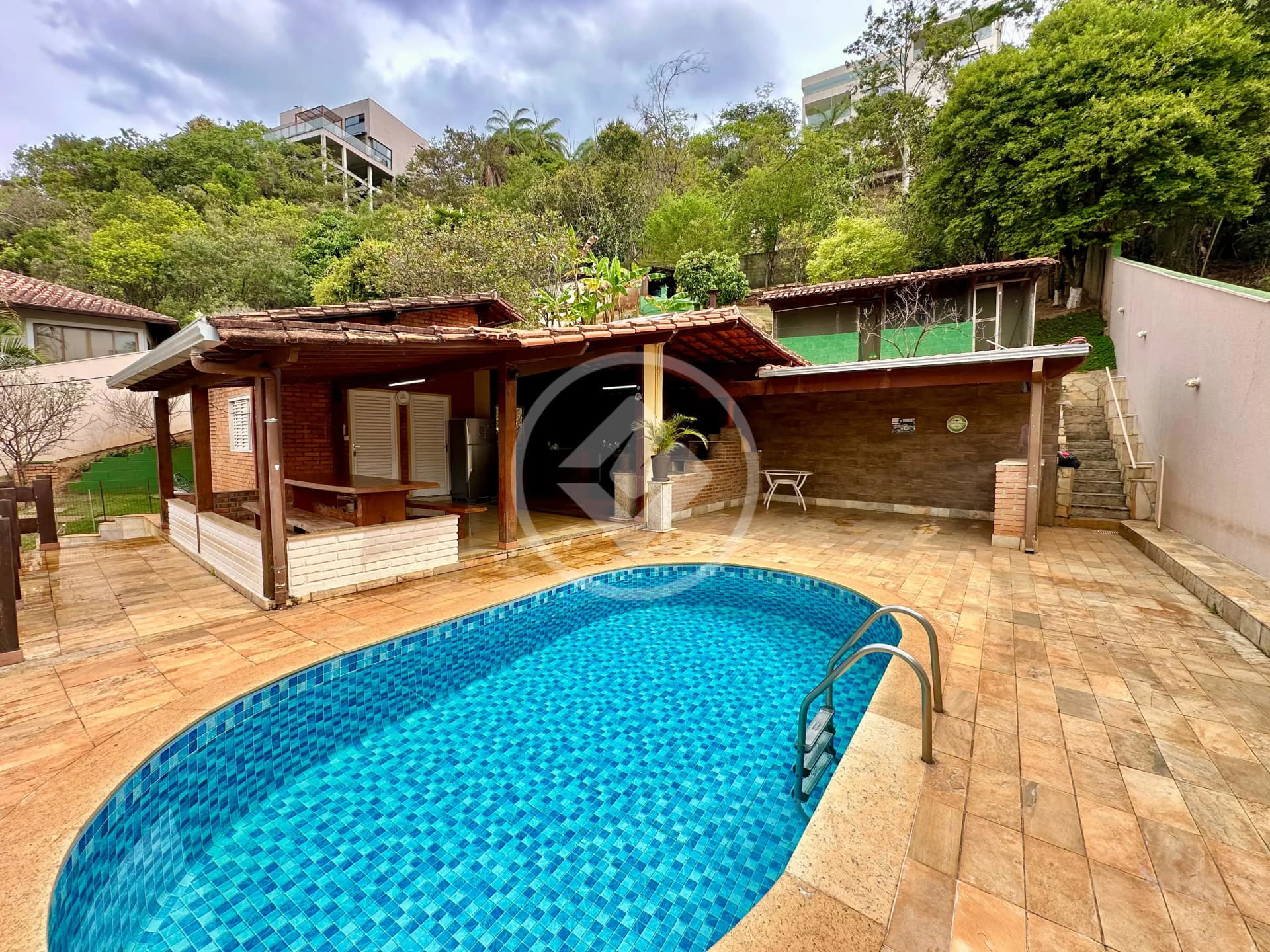 Casa em condomínio a venda — Bosque Residencial do Jambreiro, Nova Lima