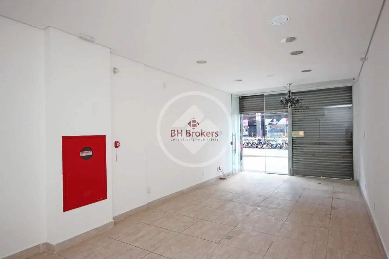 Loja Comercial à Venda no Bairro Vila da Serra em Nova Lima – (60 m² sendo 40m² de loja e 20m² de mezanino) — Vale do Sereno, Nova Lima