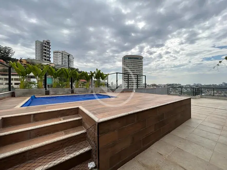 Cobertura com 4 quartos (2 suítes) e 404 m² à venda no Santa Lúcia, Belo Horizonte — Santa Lúcia, Belo Horizonte
