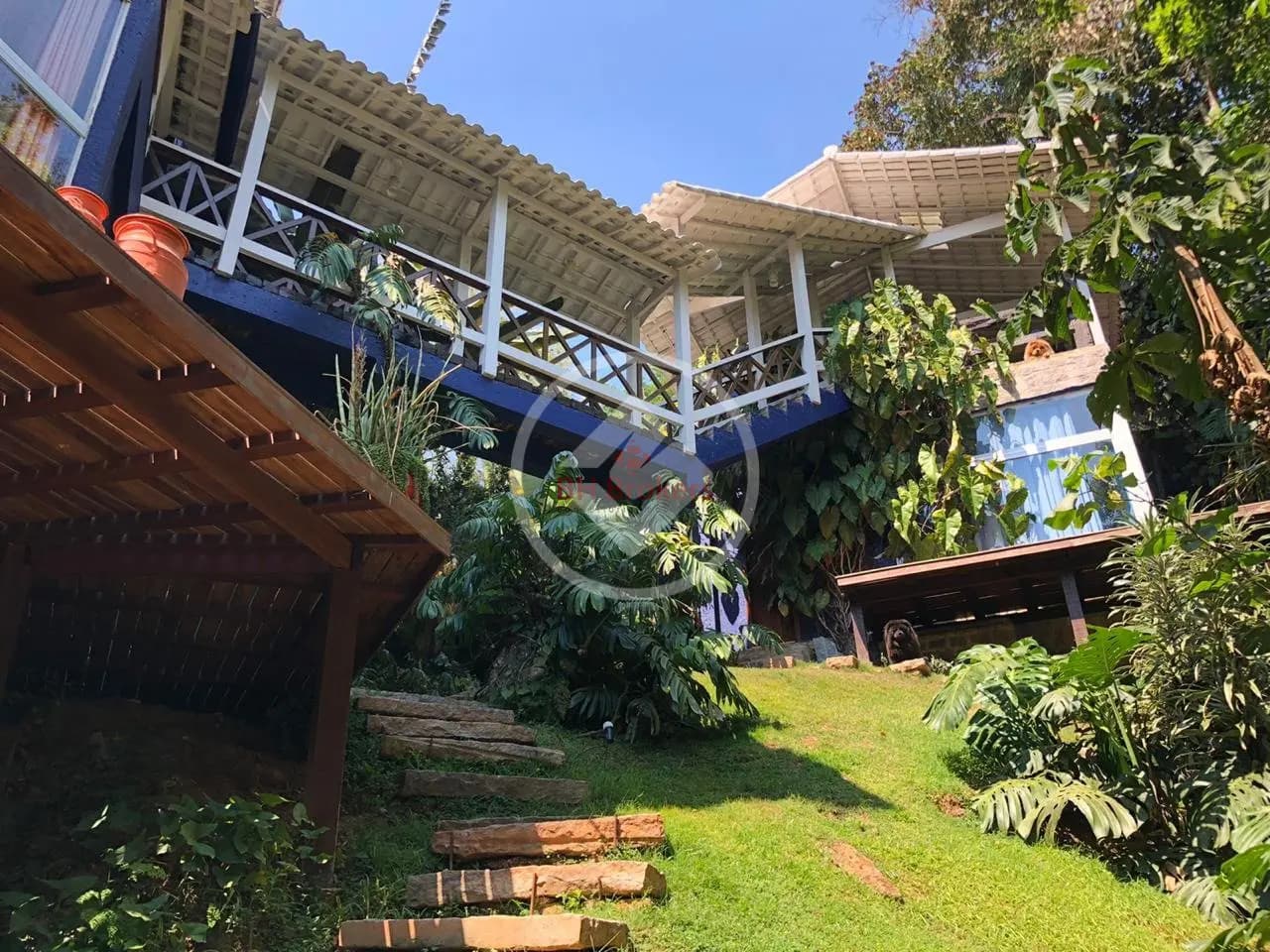 Casa em condomínio com 4 quartos (2 suítes) e 600 m² à venda no Ouro Velho Mansões, Nova Lima — Ouro Velho Mansões, Nova Lima