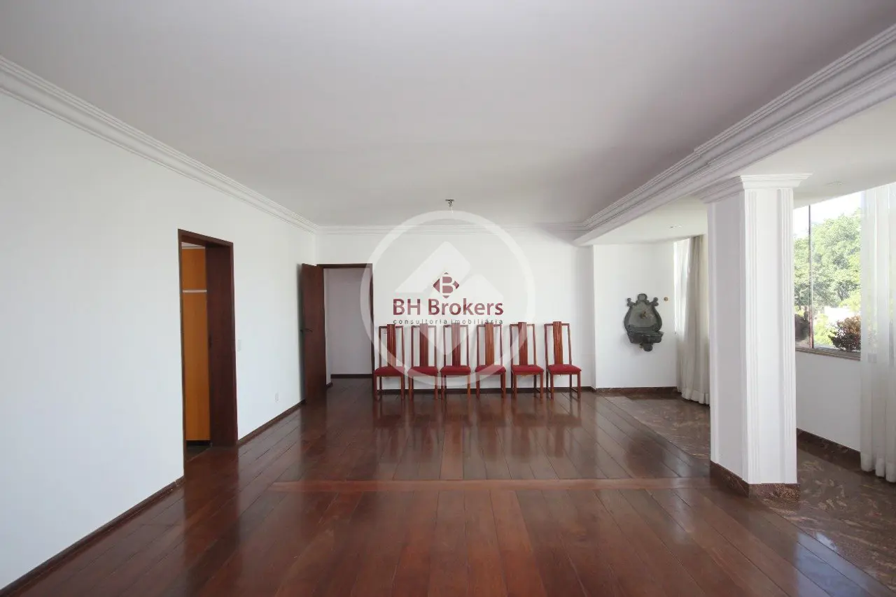 Apartamento com 4 quartos e 229 m² à venda no Grajaú, Belo Horizonte — Grajaú, Belo Horizonte