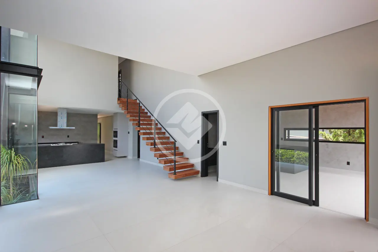 Casa em condomínio com 4 quartos (2 suítes) e 293 m² à venda no Alphaville - Lagoa dos Ingleses, Nova Lima — Alphaville - Lagoa dos Ingleses, Nova Lima