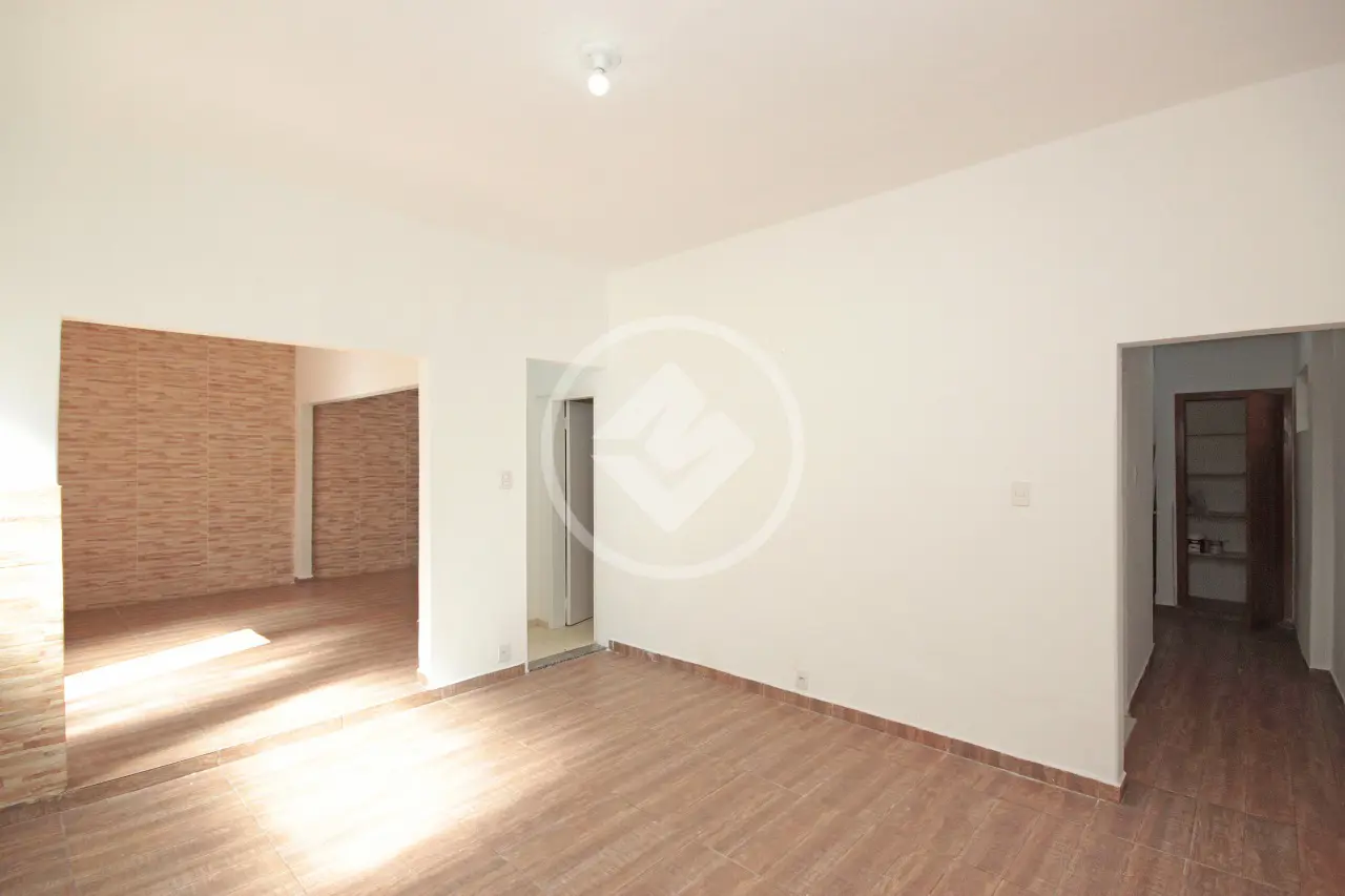 Casa com 249 m² à venda no Bonfim, Belo Horizonte — Bonfim, Belo Horizonte