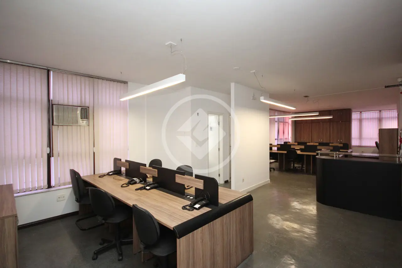 Sala comercial com 175 m² à venda no Lourdes, Belo Horizonte — Lourdes, Belo Horizonte