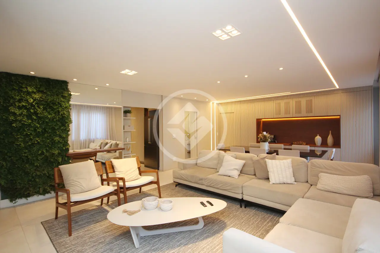 Apartamento com 4 quartos (3 suítes) e 190 m² à venda no Santa Lúcia, Belo Horizonte — Santa Lúcia, Belo Horizonte