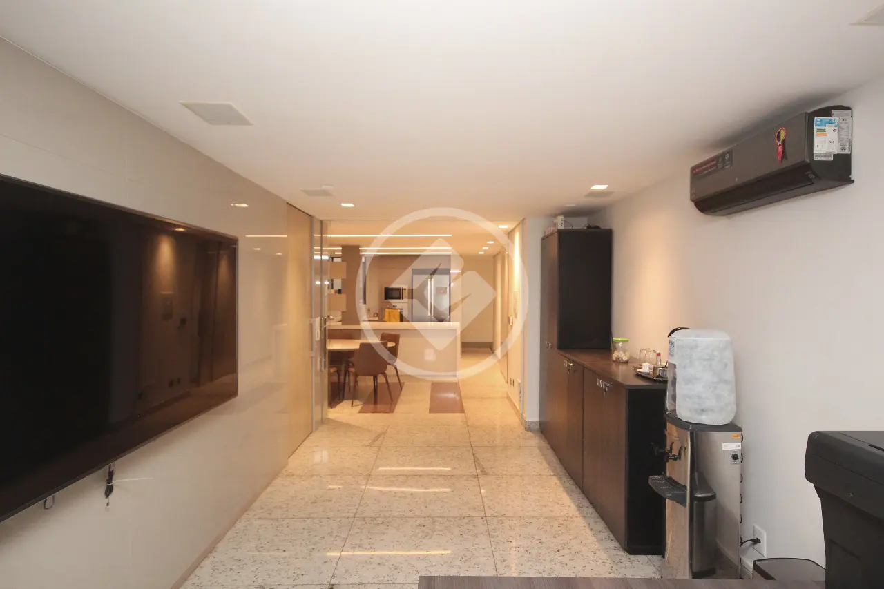 Prédio com 3 quartos (2 suítes) e 600 m² à venda no Boa Viagem, Belo Horizonte — Boa Viagem, Belo Horizonte