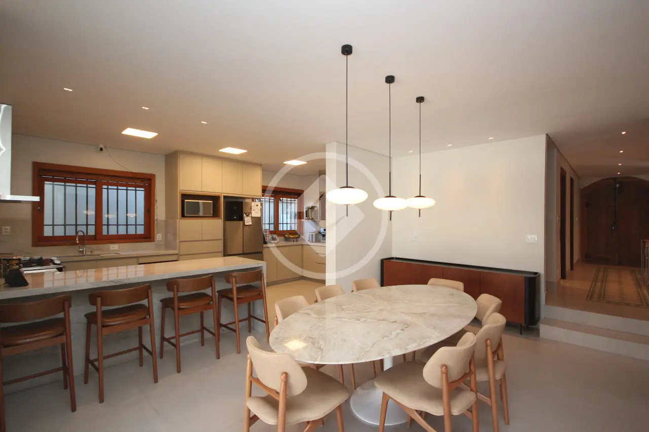 Casa com 5 quartos (2 suítes) e 758 m² à venda no São Bento, Belo Horizonte — São Bento, Belo Horizonte
