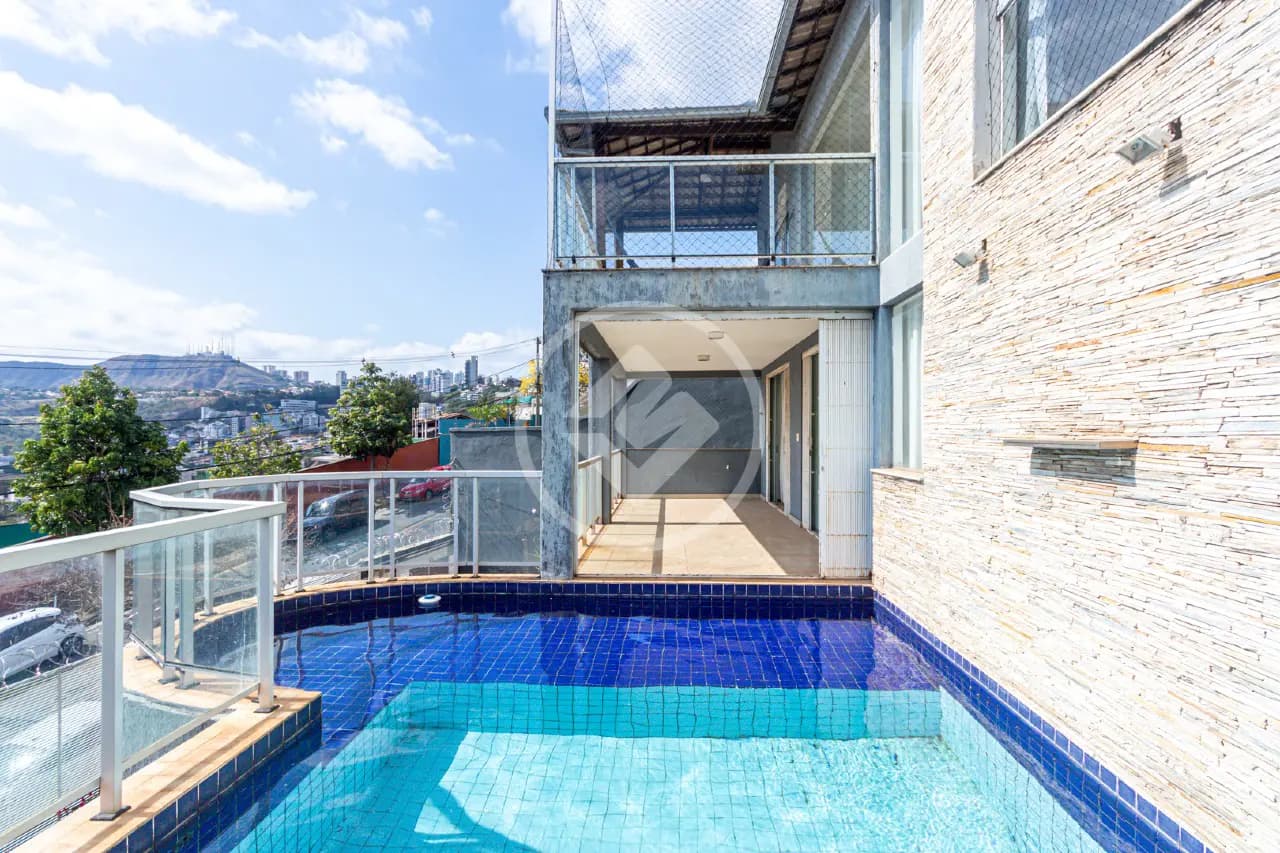Casa com 3 quartos e 306 m² à venda no São Bento, Belo Horizonte — São Bento, Belo Horizonte