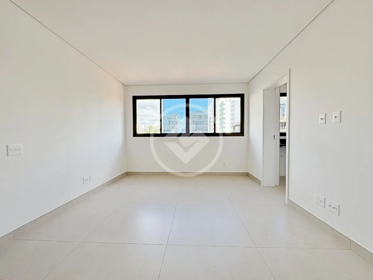 Apartamento com 2 suítes e 73 m² à venda no Lourdes, Belo Horizonte — Lourdes, Belo Horizonte