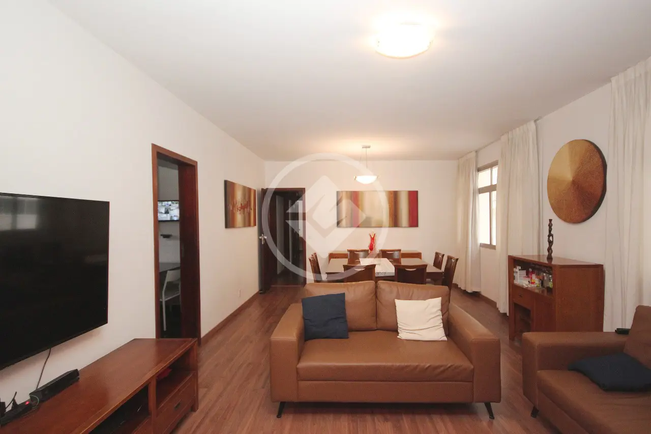 Apartamento com 4 quartos e 216 m² à venda no Santo Agostinho, Belo Horizonte — Santo Agostinho, Belo Horizonte