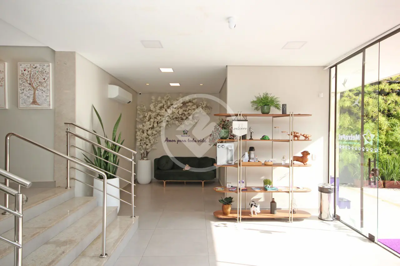 CASA COMERCIAL COM 530 m² PARA VENDA NO SANTA EFIGÊNIA. — Santa Efigênia, Belo Horizonte