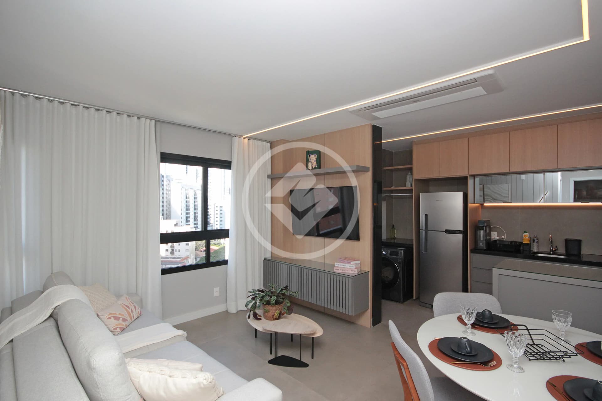 Apartamento com 1 quarto e 57 m² à venda no Lourdes, Belo Horizonte — Lourdes, Belo Horizonte