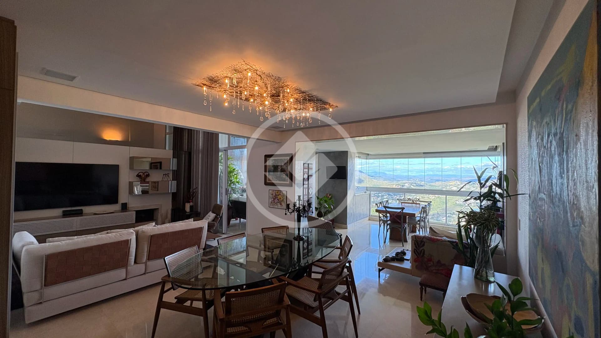 Apartamento com 4 suítes e 220 m² à venda na Vila Castela-2ª Etapa, Nova Lima — Vila Castela-2ª Etapa, Nova Lima