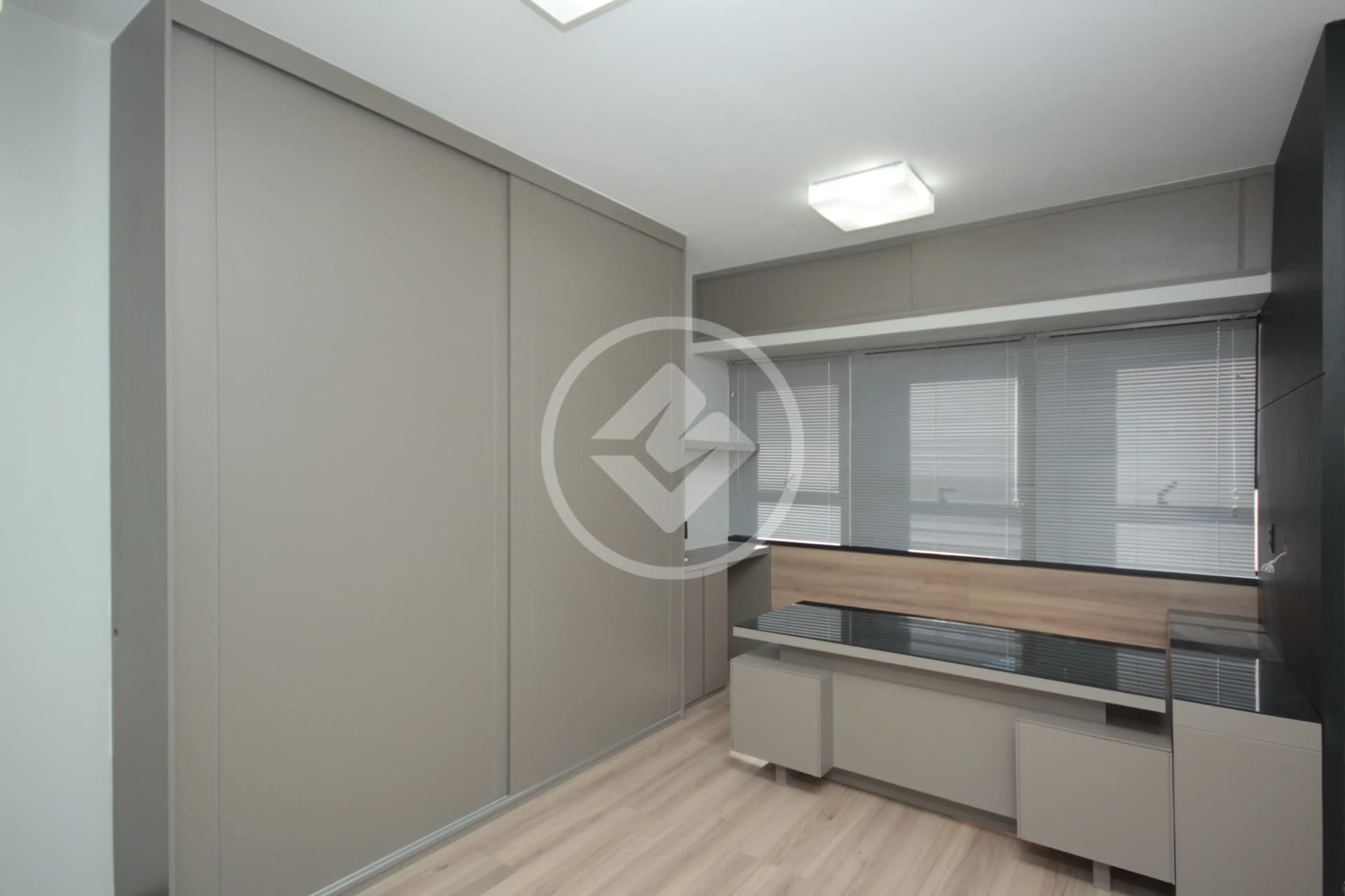 Sala comercial com 22 m² à venda no Funcionários, Belo Horizonte — Funcionários, Belo Horizonte