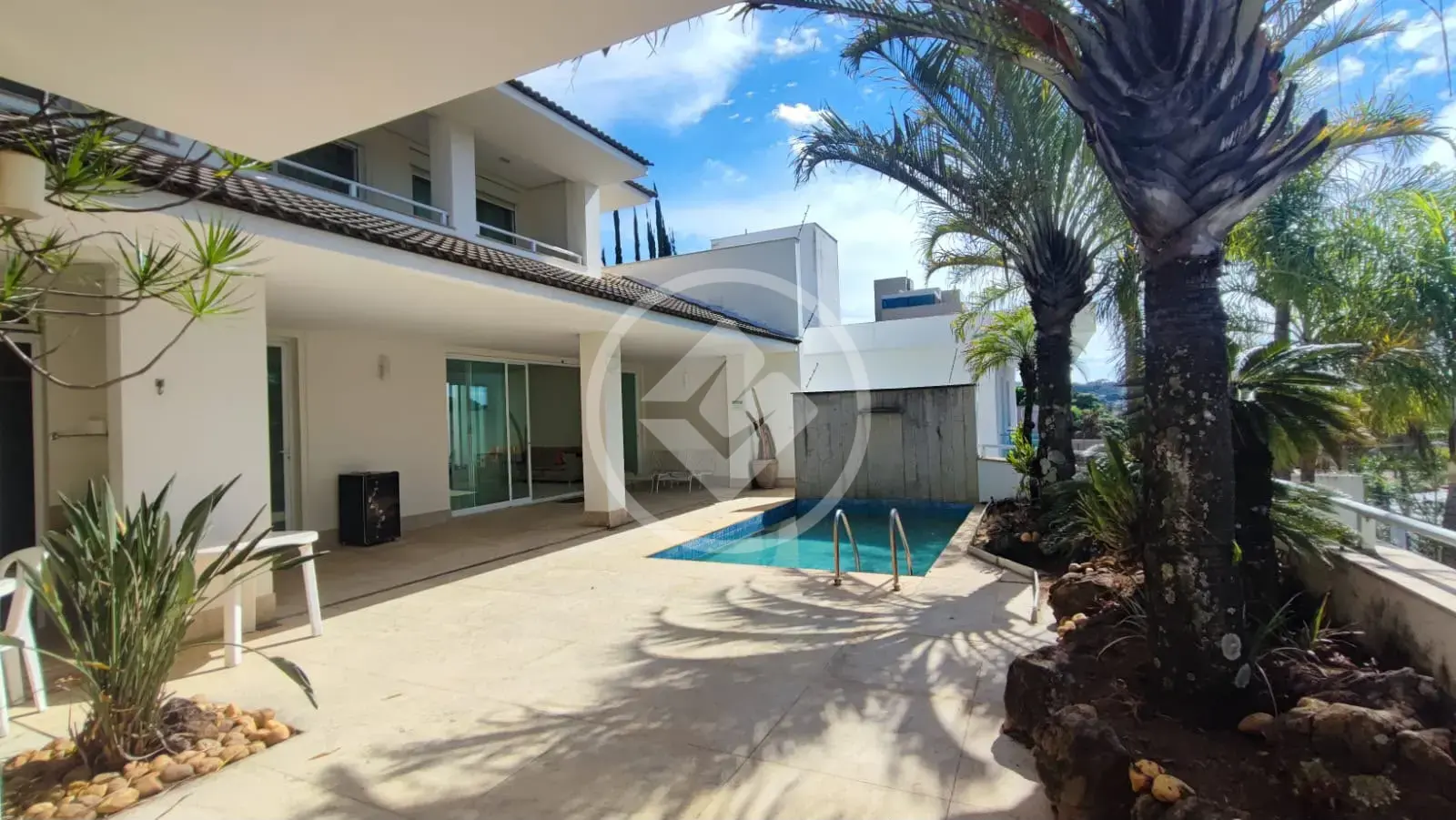 Casa com 5 quartos (2 suítes) e 539 m² à venda no São Bento, Belo Horizonte — São Bento, Belo Horizonte