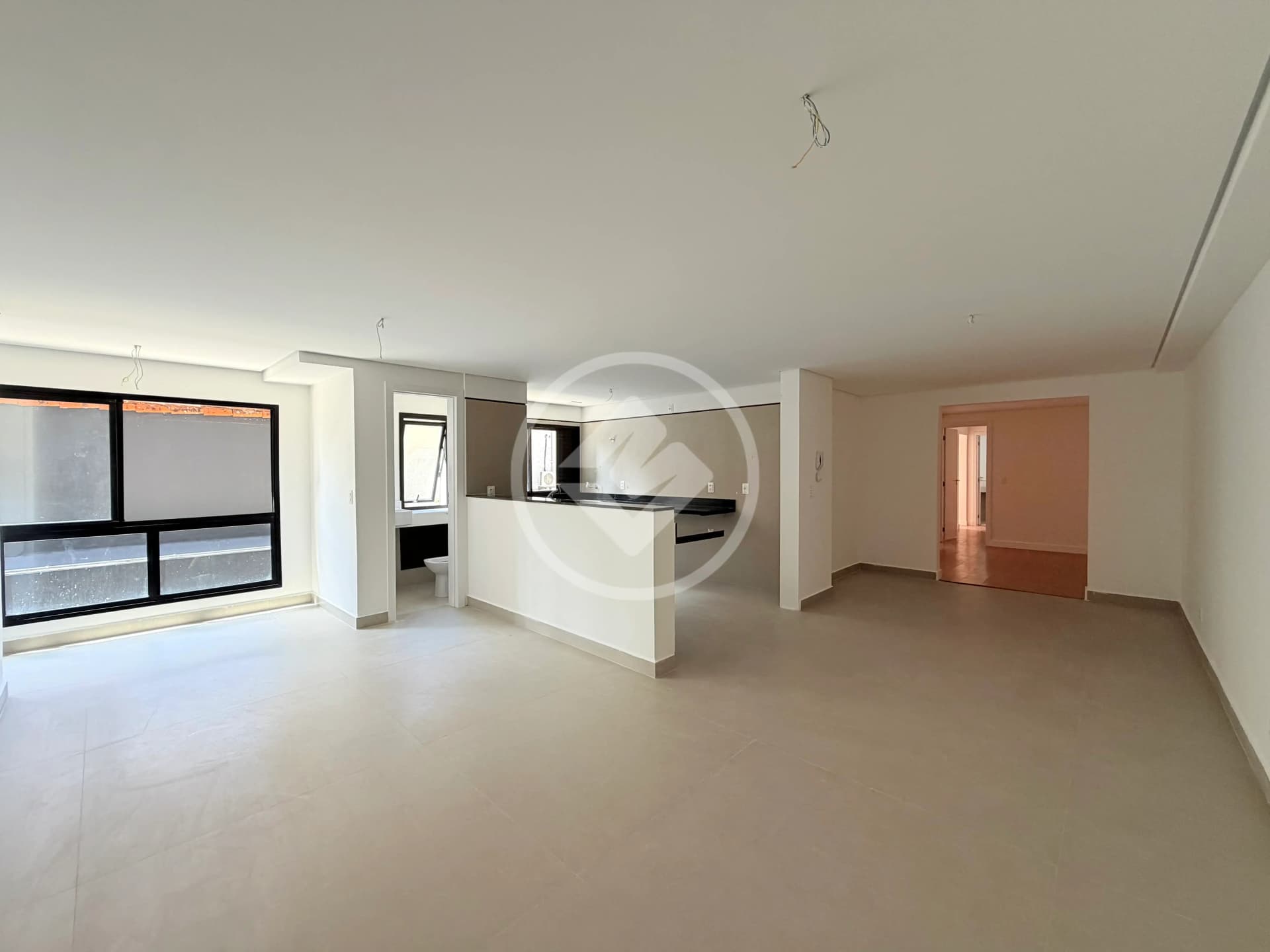 Apartamento com 3 quartos e 122 m² à venda no Lourdes, Belo Horizonte — Lourdes, Belo Horizonte